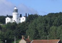 Lowestoft’taki meteoroloji istasyonunun nerede olduğunu söyle. 100’den fazla meteoroloji istasyonu nereye gitti? Ne oldu?