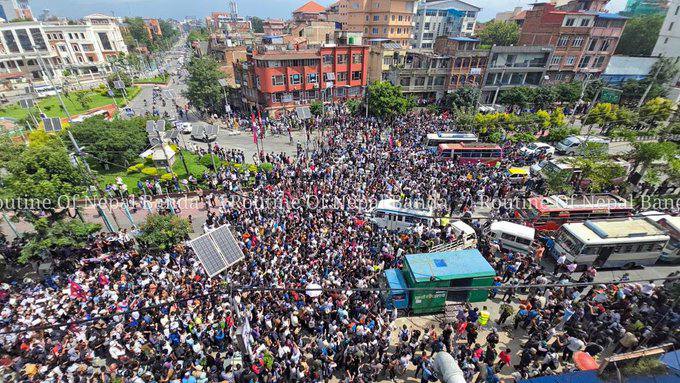 Katmandu'da protestolar. Kaynak: Telegram Çekim yeri ve tarihi: Katmandu, 8.9.2025
