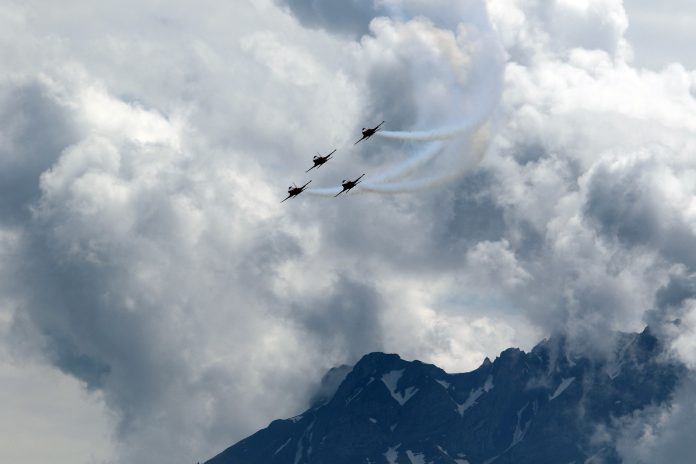 İsviçre Hava Kuvvetleri'ne ait uçak. Kaynak: Pixabay, Fotoğraf: Andreas Glöckner